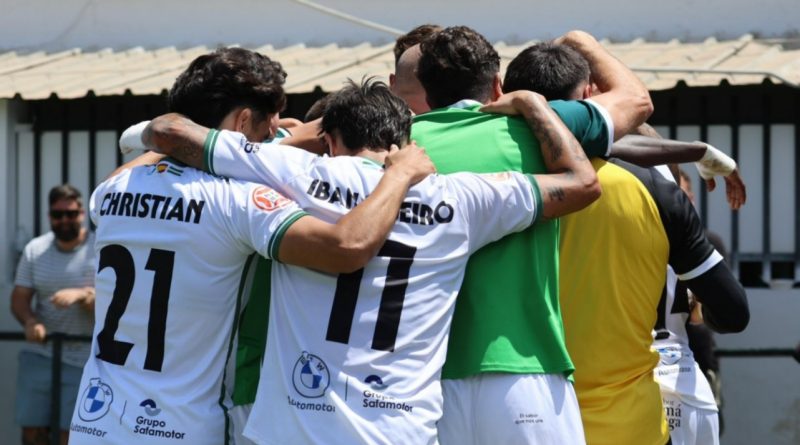 El Juventud de Torremolinos se agarra a la Primera Federación