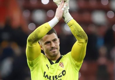 Rubén Yáñez, sobre los pitos recibidos en La Rosaleda: "Me sorprende, me duele"
