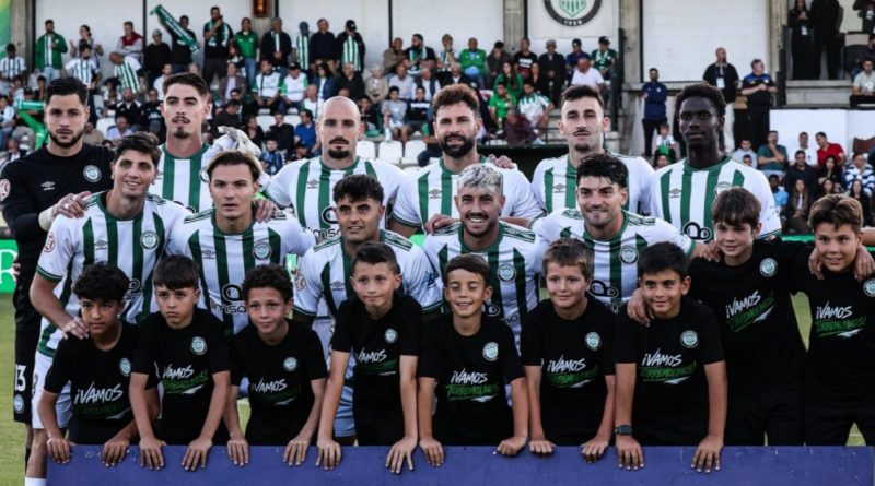 El Torremolinos cae ante el Real Murcia y se deja la permanencia para la última jornada