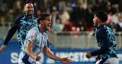Eibar-Málaga: Puñetazo en la mesa con un segundo tiempo de película