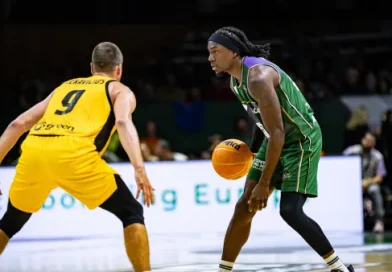 UNICAJA-AEK: La falta de talento lastra la reacción insuficiente del segundo tiempo