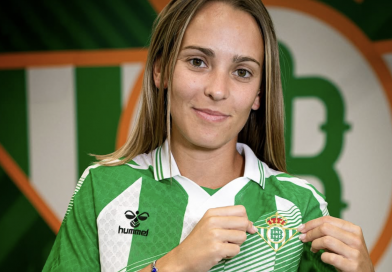 Alicia Martínez, máxima goleadora del Málaga CFF, ficha por el Real Betis