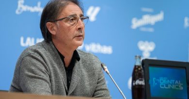 Loren Juarros: "A este club le ha salvado el equipo, no los jugadores individuales"