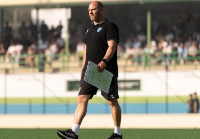 El Atco. Malagueño, con la pólvora mojada, cae derrotado en su debut liguero