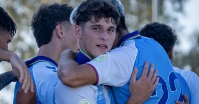 Los "bichitos" salen de la crisálida para llevarse el derbi malagueño