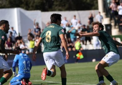 Un espectacular golazo de Pau Pérez devuelve la ilusión al Pozuelo